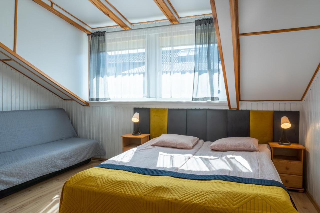 Piast Homestay *